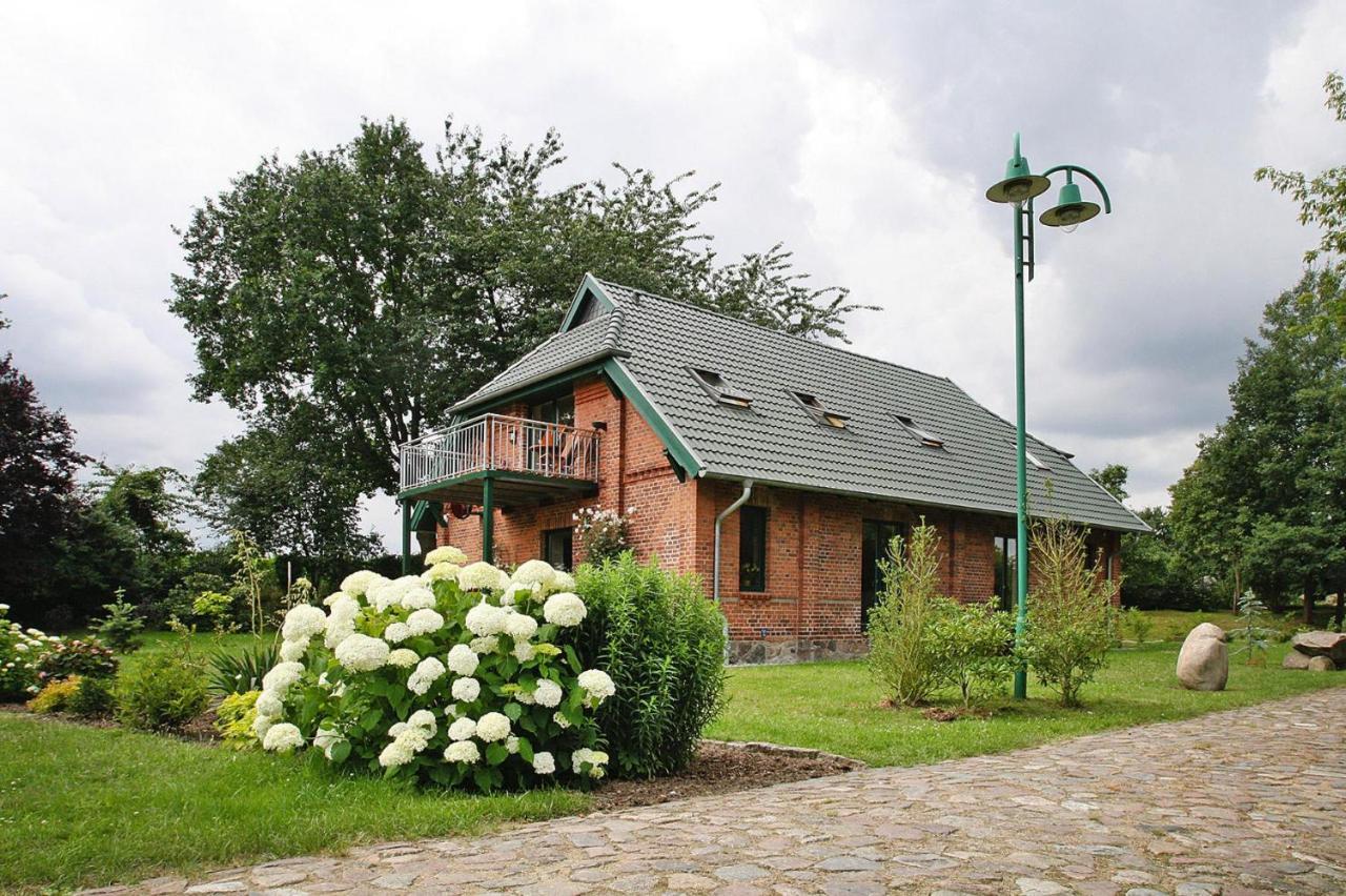Ferienhaus Seeadler Am Duemmer See In Duemmer Εξωτερικό φωτογραφία